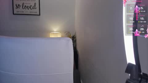 melan_owen online show from November 2, 11:21 am