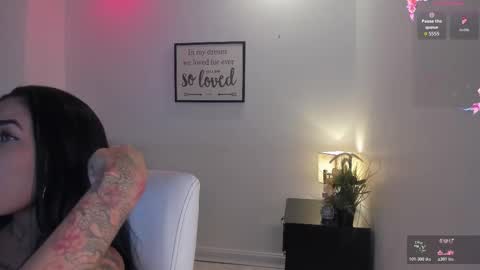 melan_owen online show from November 20, 10:58 am