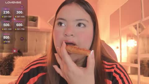 Melanie  online show from December 15, 4:30 am