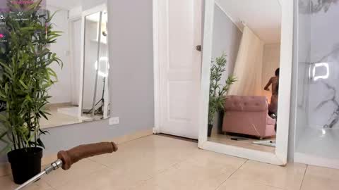 Melanie Miller online show from September 9, 5:07 am