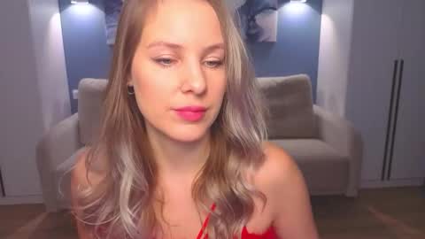 Melanie Bennett online show from January 15, 7:39 am