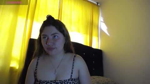 Melanie Parker online show from November 20, 2:14 pm