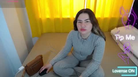 Melanie Parker online show from February 22, 5:04 pm