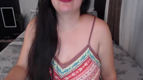 Melanie online show from July 22, 9:33 am
