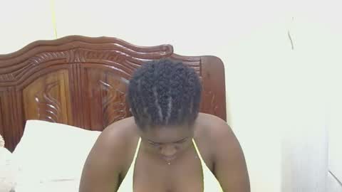 melanin_juicey8 online show from April 21, 1:53 am