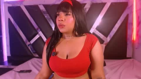 melany tylor online show from October 18, 2:49 am