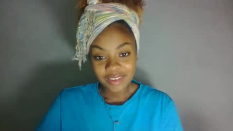 meliana98 online show from October 31, 9:48 pm