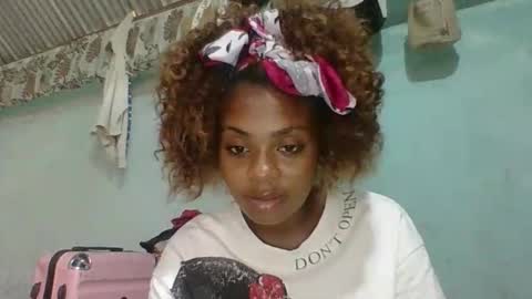 meliana98 online show from December 5, 8:35 am