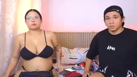 Snapshot of melifoxter chatting on October 7, 8:38 pm Meli And Sebas online show from October 7, 8:38 pm