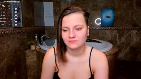 Melinda online show from January 8, 12:27 am