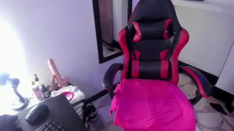 Melisa online show from May 25, 4:57 pm