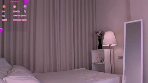 Melisa gerc online show from November 17, 7:44 am