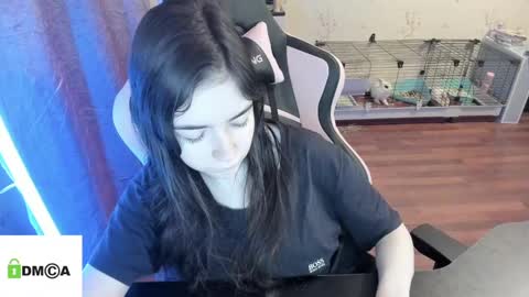 melisanilson online show from January 6, 1:53 am