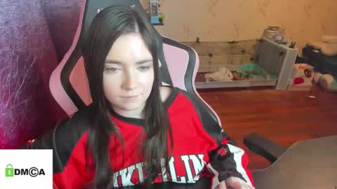 melisanilson online show from January 16, 5:05 am