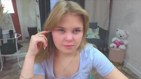 Sophia online show from December 4, 11:10 am