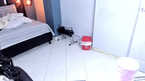 melissa_23_ online show from November 3, 11:55 am