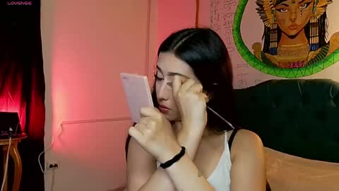 michell online show from April 18, 4:36 am