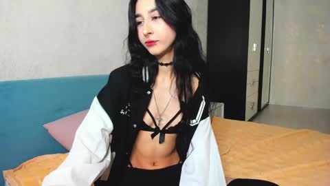 Mellisa online show from April 15, 1:31 am