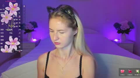 Mellina online show from September 16, 6:33 pm