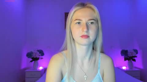 Mellina online show from March 11, 10:09 pm