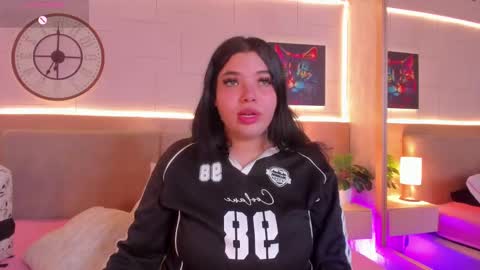 Snapshot of meloddy_rose chatting on October 12, 10:55 pm Melody online show from October 12, 10:55 pm