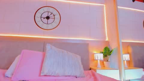 Melody online show from March 3, 7:26 am