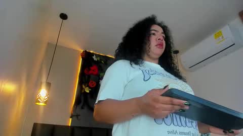  Memphis Williams  online show from November 3, 2:56 am