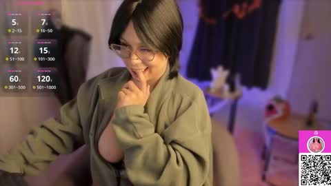 Manu  online show from October 20, 6:57 pm