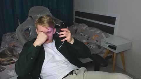 Mickey online show from March 6, 10:20 pm