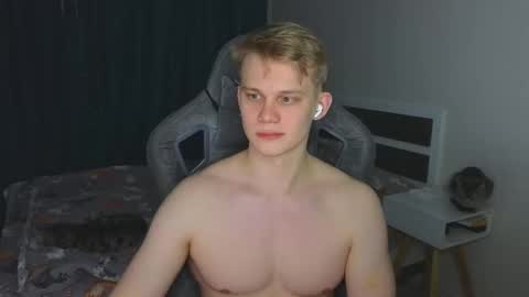 Mickey online show from February 7, 5:27 pm