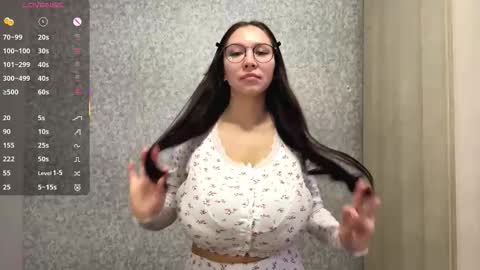 Mona online show from February 12, 11:36 am