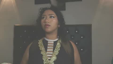 Sofi online show from January 18, 1:47 am