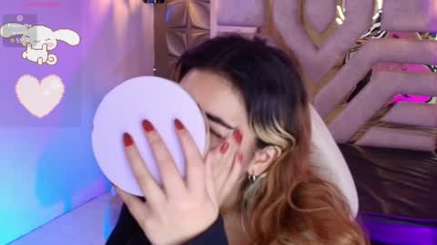    online show from November 12, 7:27 pm