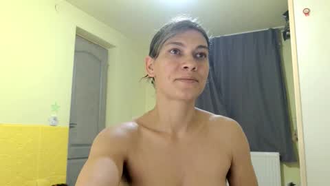 Miss Helena online show from January 5, 5:27 pm