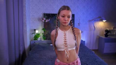 Stacy online show from December 15, 5:36 am