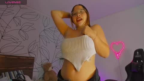 merida06 online show from November 15, 3:30 am