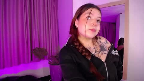 Merida online show from December 2, 12:25 pm