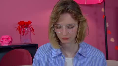 Merlin online show from April 12, 6:45 pm