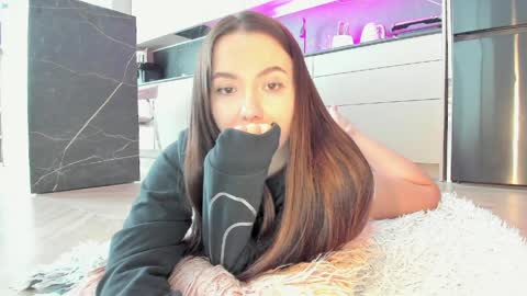 meryfoxxx online show from April 9, 11:16 am