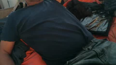 mesa_von7 online show from April 19, 12:06 pm