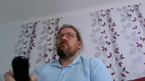 Snapshot of metallbuddy chatting on October 21, 12:21 pm ask me online show from October 21, 12:21 pm