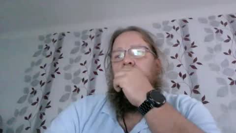 Snapshot of metallbuddy chatting on September 25, 7:26 am ask me online show from September 25, 7:26 am