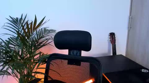 Meurif online show from November 30, 4:03 pm