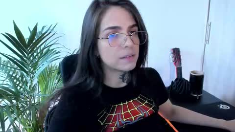 Meurif online show from December 17, 8:04 pm