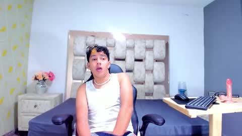 mexwilliams online show from November 29, 5:42 pm