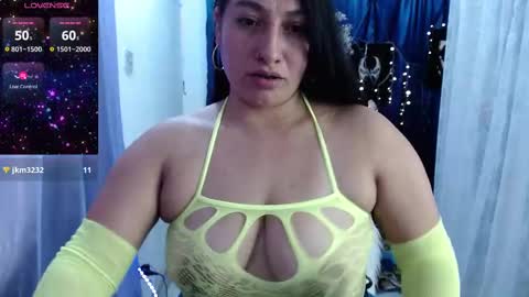 Snapshot of mhialorens chatting on September 24, 7:09 pm LorenWelcome my rooomLovense is active my orgasms in your handsGive me more pleasure a PVT is open PVT online show from September 24, 7:09 pm