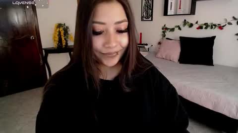 Mia zoe online show from October 30, 7:58 pm