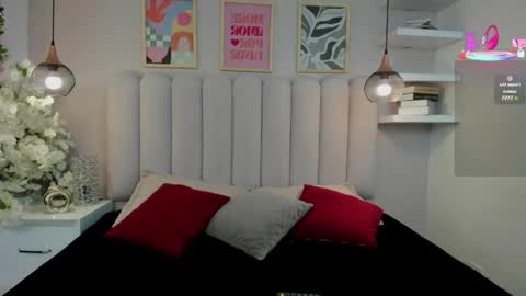 mia__bailey_ online show from May 5, 3:13 am