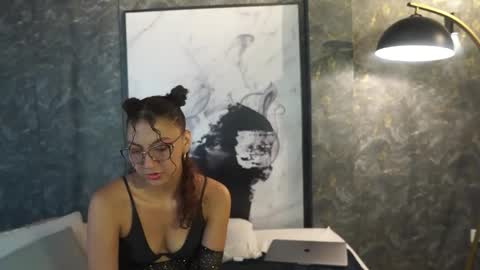 Belmont and Mia online show from April 9, 7:19 pm