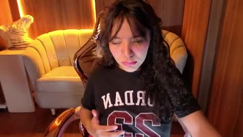 mia_blue_b online show from April 8, 3:20 am